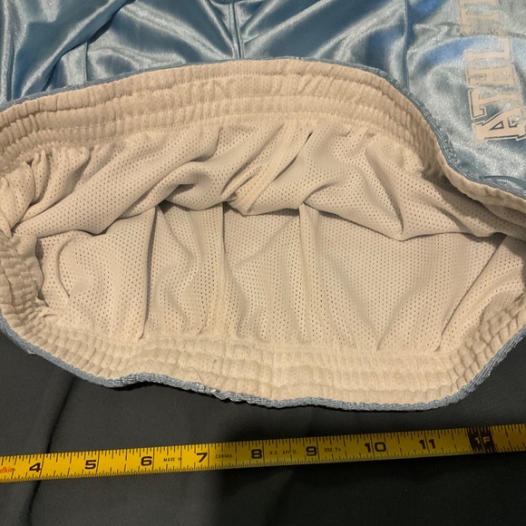 SHORTS  SILKY  BLUE  LINED  SIZE XL  SHORTS UNISEX   2ND HAND - Picture 6 of 6